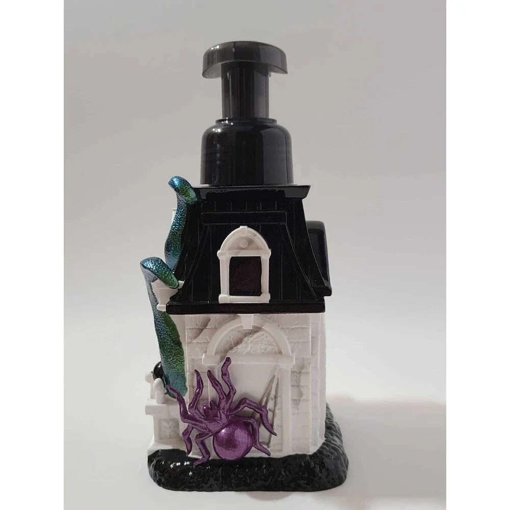 Bath & Body Works Haunted House HALLOWEEN 2024 Refillable Foaming Soap Dispenser